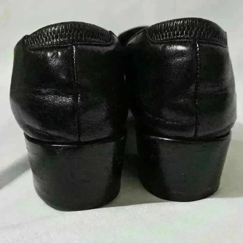 Cole Haan Womens Slip On Shoes Size: 7 - Picture 6 of 8